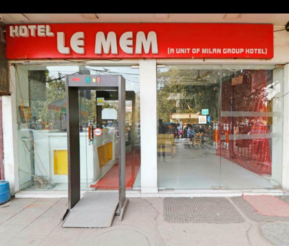 Hotel Le Mem Új-Delhi Kültér fotó